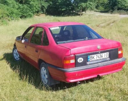 Красный Опель Вектра, объемом двигателя 1.6 л и пробегом 333 тыс. км за 1350 $, фото 4 на Automoto.ua