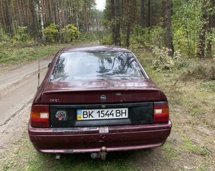 Червоний Опель Вектра, об'ємом двигуна 2 л та пробігом 300 тис. км за 999 $, фото 3 на Automoto.ua