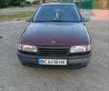 Красный Опель Вектра, объемом двигателя 1.6 л и пробегом 333 тыс. км за 1200 $, фото 1 на Automoto.ua