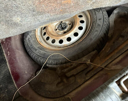 Красный Опель Вектра, объемом двигателя 1.6 л и пробегом 300 тыс. км за 1500 $, фото 17 на Automoto.ua