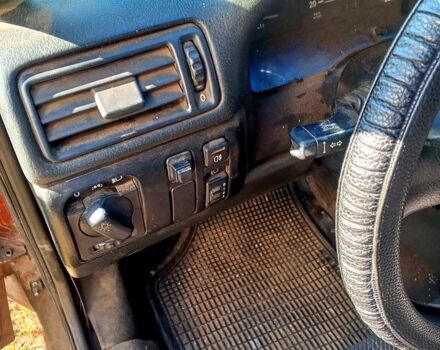 Червоний Опель Вектра, об'ємом двигуна 1.6 л та пробігом 300 тис. км за 1250 $, фото 2 на Automoto.ua