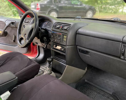 Опель Вектра 1991 в Долине на Automoto.ua Красный Опель Вектра, объемом двигателя 1.6 л и пробегом 289 тыс. км за 1650 $, фото 14 на Automoto.ua