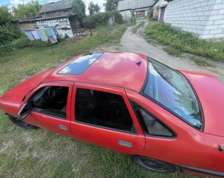 Червоний Опель Вектра, об'ємом двигуна 1.8 л та пробігом 333 тис. км за 1400 $, фото 6 на Automoto.ua