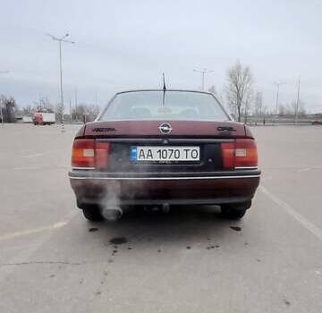Красный Опель Вектра, объемом двигателя 1.6 л и пробегом 433 тыс. км за 1750 $, фото 4 на Automoto.ua
