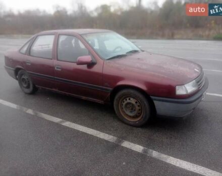 Красный Опель Вектра, объемом двигателя 1.8 л и пробегом 224 тыс. км за 850 $, фото 6 на Automoto.ua