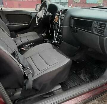 Красный Опель Вектра, объемом двигателя 1.6 л и пробегом 433 тыс. км за 1750 $, фото 13 на Automoto.ua