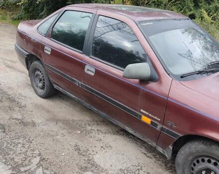 Красный Опель Вектра, объемом двигателя 1.8 л и пробегом 208 тыс. км за 1002 $, фото 5 на Automoto.ua