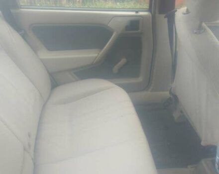 Червоний Опель Вектра, об'ємом двигуна 1.6 л та пробігом 285 тис. км за 950 $, фото 1 на Automoto.ua