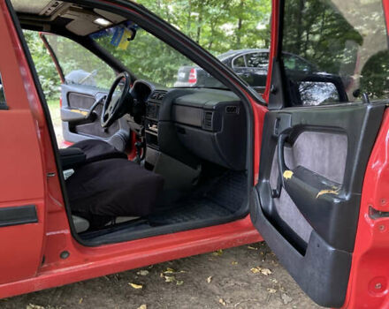 Опель Вектра 1991 в Долине на Automoto.ua Красный Опель Вектра, объемом двигателя 1.6 л и пробегом 289 тыс. км за 1650 $, фото 6 на Automoto.ua