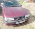Красный Опель Вектра, объемом двигателя 1.8 л и пробегом 200 тыс. км за 900 $, фото 1 на Automoto.ua