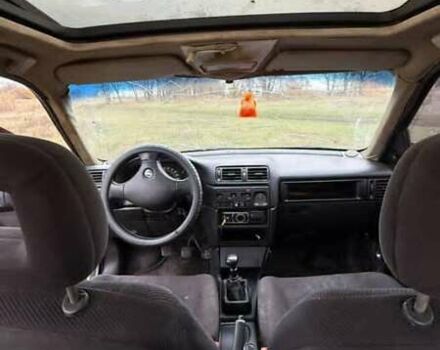 Опель Вектра 1991 в Сахновщине на Automoto.ua Красный Опель Вектра, объемом двигателя 1.6 л и пробегом 4 тыс. км за 1499 $, фото 5 на Automoto.ua