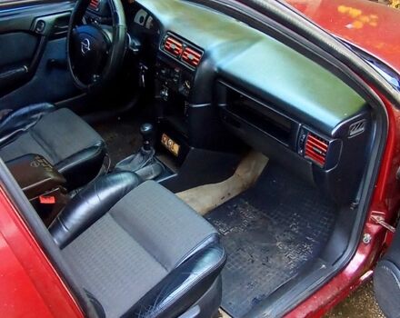 Красный Опель Вектра, объемом двигателя 1.8 л и пробегом 0 тыс. км за 1400 $, фото 11 на Automoto.ua