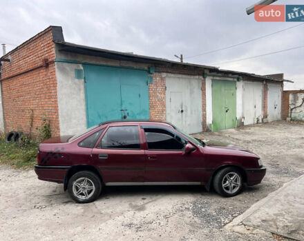 Опель Вектра 1991 в Хмельницком на Automoto.ua Красный Опель Вектра, объемом двигателя 1.8 л и пробегом 243 тыс. км за 850 $, фото 3 на Automoto.ua