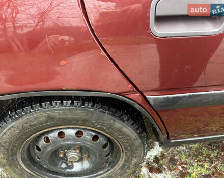 Червоний Опель Вектра, об'ємом двигуна 1.6 л та пробігом 300 тис. км за 1900 $, фото 10 на Automoto.ua