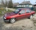 Красный Опель Вектра, объемом двигателя 1.7 л и пробегом 320 тыс. км за 1600 $, фото 1 на Automoto.ua
