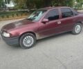 Красный Опель Вектра, объемом двигателя 1.6 л и пробегом 300 тыс. км за 1650 $, фото 1 на Automoto.ua