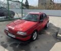 Красный Опель Вектра, объемом двигателя 1.8 л и пробегом 300 тыс. км за 1400 $, фото 1 на Automoto.ua