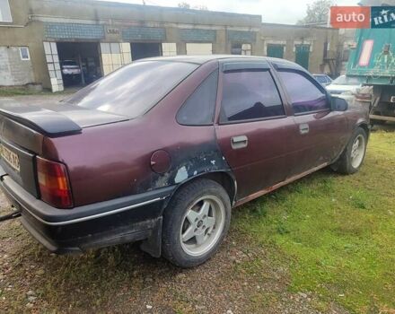 Опель Вектра 1991 в Гайсине на Automoto.ua Красный Опель Вектра, объемом двигателя 1.8 л и пробегом 355 тыс. км за 900 $, фото 3 на Automoto.ua