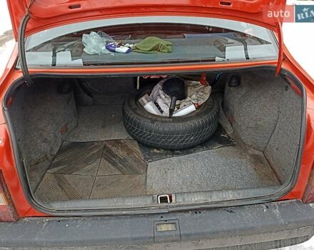 Червоний Опель Вектра, об'ємом двигуна 2 л та пробігом 438 тис. км за 2250 $, фото 3 на Automoto.ua