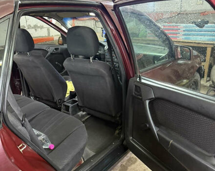 Красный Опель Вектра, объемом двигателя 1.6 л и пробегом 300 тыс. км за 1500 $, фото 22 на Automoto.ua