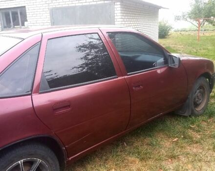 Червоний Опель Вектра, об'ємом двигуна 1.6 л та пробігом 50 тис. км за 1100 $, фото 1 на Automoto.ua