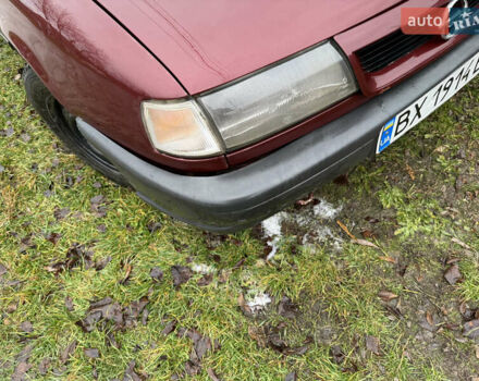 Красный Опель Вектра, объемом двигателя 1.6 л и пробегом 300 тыс. км за 1500 $, фото 8 на Automoto.ua