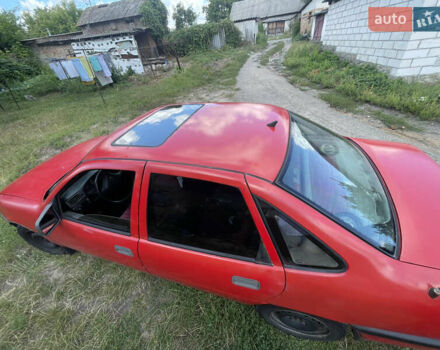 Красный Опель Вектра, объемом двигателя 1.8 л и пробегом 334 тыс. км за 1400 $, фото 6 на Automoto.ua