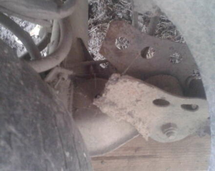 Червоний Опель Вектра, об'ємом двигуна 1.6 л та пробігом 285 тис. км за 950 $, фото 7 на Automoto.ua