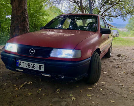 Опель Вектра 1991 в Долине на Automoto.ua Красный Опель Вектра, объемом двигателя 1.6 л и пробегом 289 тыс. км за 1650 $, фото 2 на Automoto.ua