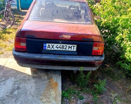 Червоний Опель Вектра, об'ємом двигуна 1.6 л та пробігом 300 тис. км за 1250 $, фото 3 на Automoto.ua