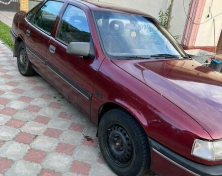 Червоний Опель Вектра, об'ємом двигуна 2 л та пробігом 356 тис. км за 1000 $, фото 5 на Automoto.ua