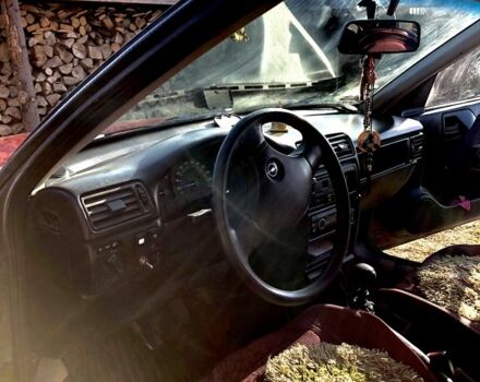Червоний Опель Вектра, об'ємом двигуна 0.16 л та пробігом 1 тис. км за 1600 $, фото 8 на Automoto.ua