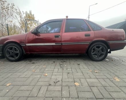 Красный Опель Вектра, объемом двигателя 1.8 л и пробегом 314 тыс. км за 2850 $, фото 3 на Automoto.ua