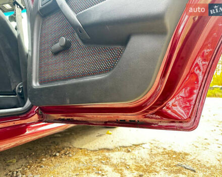 Красный Опель Вектра, объемом двигателя 1.8 л и пробегом 100 тыс. км за 3100 $, фото 9 на Automoto.ua