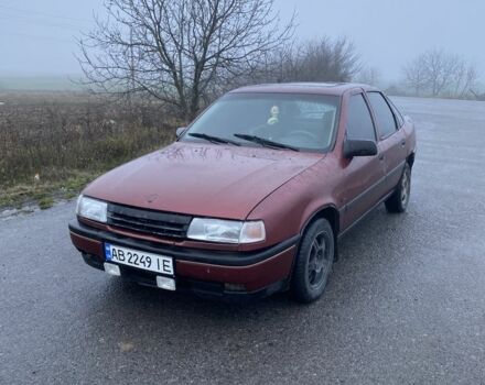Красный Опель Вектра, объемом двигателя 1.8 л и пробегом 777 тыс. км за 2000 $, фото 1 на Automoto.ua