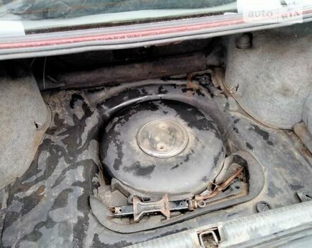 Красный Опель Вектра, объемом двигателя 1.6 л и пробегом 450 тыс. км за 1750 $, фото 15 на Automoto.ua