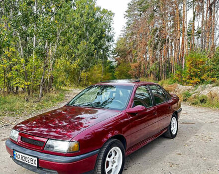 Красный Опель Вектра, объемом двигателя 1.8 л и пробегом 100 тыс. км за 3100 $, фото 2 на Automoto.ua