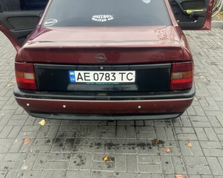 Красный Опель Вектра, объемом двигателя 1.8 л и пробегом 314 тыс. км за 2850 $, фото 1 на Automoto.ua