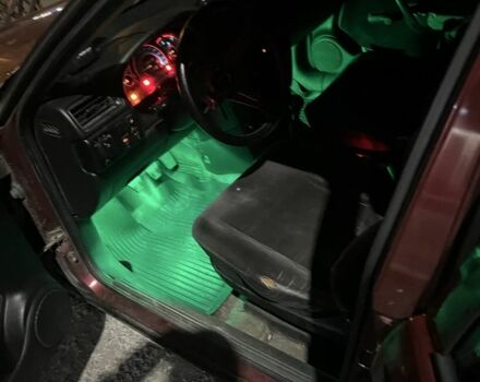 Красный Опель Вектра, объемом двигателя 1.8 л и пробегом 314 тыс. км за 2850 $, фото 6 на Automoto.ua