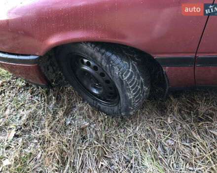 Червоний Опель Вектра, об'ємом двигуна 1.8 л та пробігом 200 тис. км за 1250 $, фото 4 на Automoto.ua