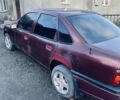 Красный Опель Вектра, объемом двигателя 1.8 л и пробегом 300 тыс. км за 650 $, фото 3 на Automoto.ua