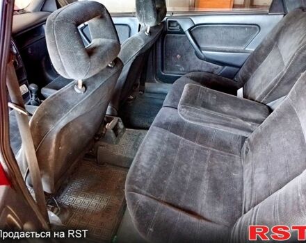 Красный Опель Вектра, объемом двигателя 2 л и пробегом 0 тыс. км за 840 $, фото 5 на Automoto.ua
