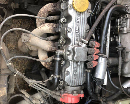 Опель Вектра 1993 в Никополе на Automoto.ua Красный Опель Вектра, объемом двигателя 2 л и пробегом 443 тыс. км за 500 $, фото 9 на Automoto.ua