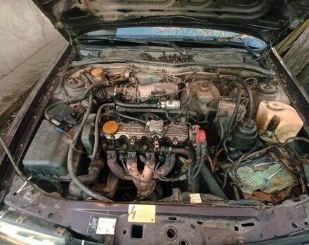 Красный Опель Вектра, объемом двигателя 2 л и пробегом 264 тыс. км за 1000 $, фото 8 на Automoto.ua