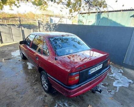 Красный Опель Вектра, объемом двигателя 1.6 л и пробегом 304 тыс. км за 1300 $, фото 5 на Automoto.ua