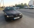 Красный Опель Вектра, объемом двигателя 0 л и пробегом 200 тыс. км за 650 $, фото 1 на Automoto.ua