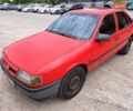 Красный Опель Вектра, объемом двигателя 1.6 л и пробегом 300 тыс. км за 1600 $, фото 1 на Automoto.ua