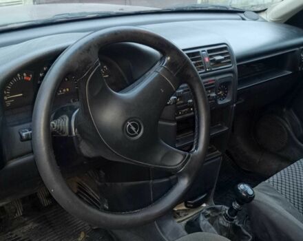 Красный Опель Вектра, объемом двигателя 1.6 л и пробегом 230 тыс. км за 2008 $, фото 9 на Automoto.ua