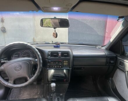 Красный Опель Вектра, объемом двигателя 2 л и пробегом 3 тыс. км за 3500 $, фото 2 на Automoto.ua