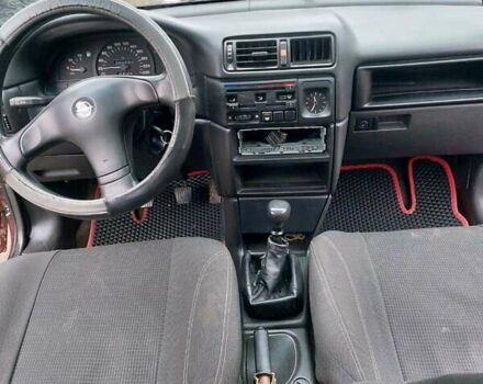 Красный Опель Вектра, объемом двигателя 1.8 л и пробегом 200 тыс. км за 650 $, фото 12 на Automoto.ua